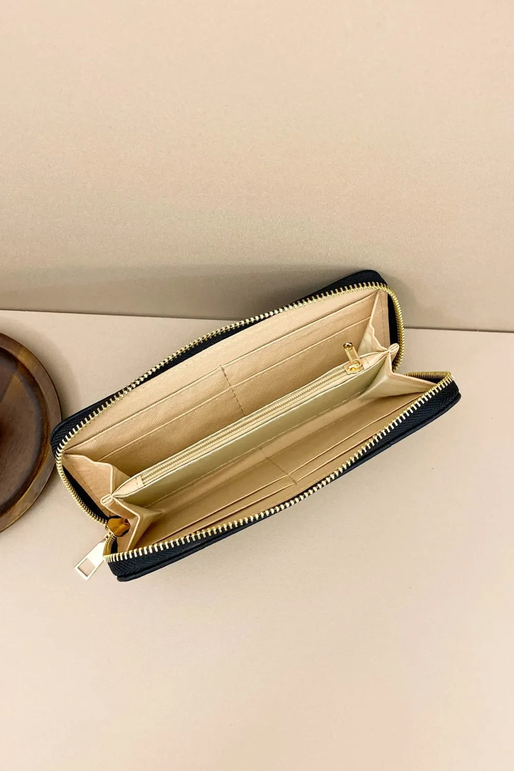 Cartera Pequeña de Piel Sintética con Múltiples Compartimentos