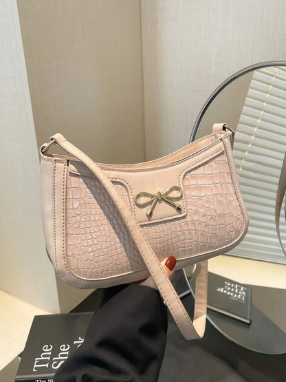 Bolso de Hombro Pequeño de Piel Sintética con Lazo