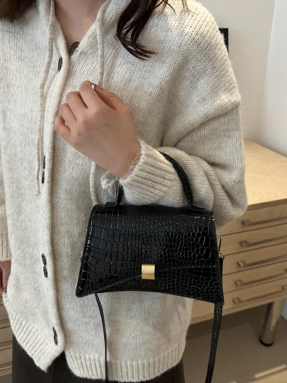 Bolso de Mano Pequeño de Piel Sintética de Color Liso