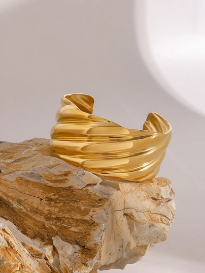 Anillo Abierto Ajustable de Acero Inoxidable Chapado en Oro 18K