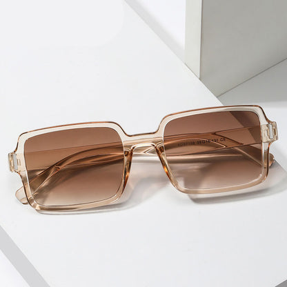 Gafas de sol cuadradas estilistas