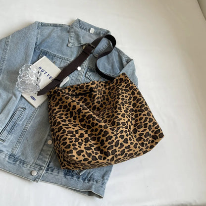 Bolso Tote con Estampado de Leopardo y Correa Ajustable
