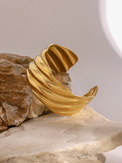 Anillo Abierto Ajustable de Acero Inoxidable Chapado en Oro 18K