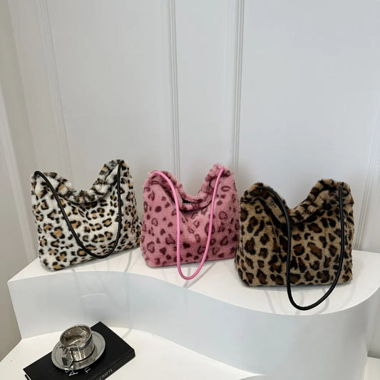 Bolso de Hombro de Pelo Sintético con Estampado de Leopardo