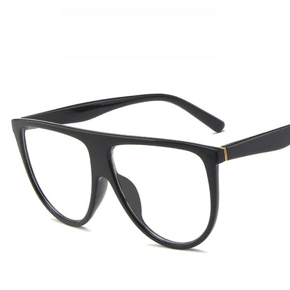Gafas de Sol de Marco Grande Montura Entera Estilo Influencer
