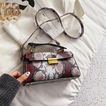 Bolso Bandolera de Piel Sintética con Estampado de Serpiente