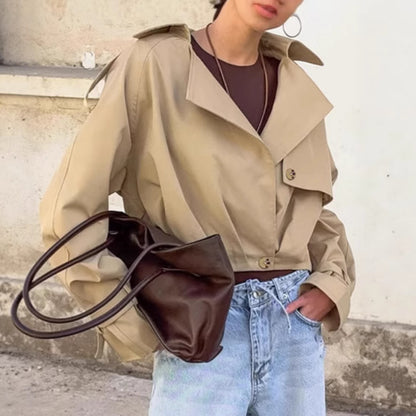 Blazer corto holgado de doble botonadura estilo workwear