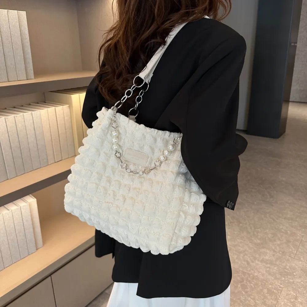 Bolso Tote con Textura Burbuja y Cadena