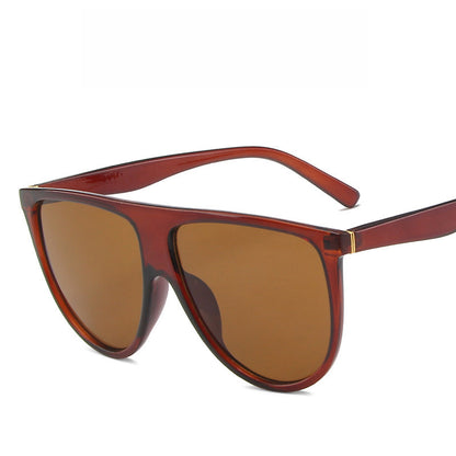 Gafas de Sol de Marco Grande Montura Entera Estilo Influencer