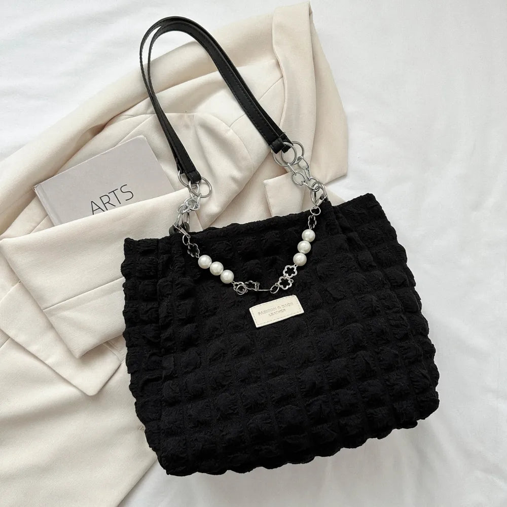 Bolso Tote con Textura Burbuja y Cadena