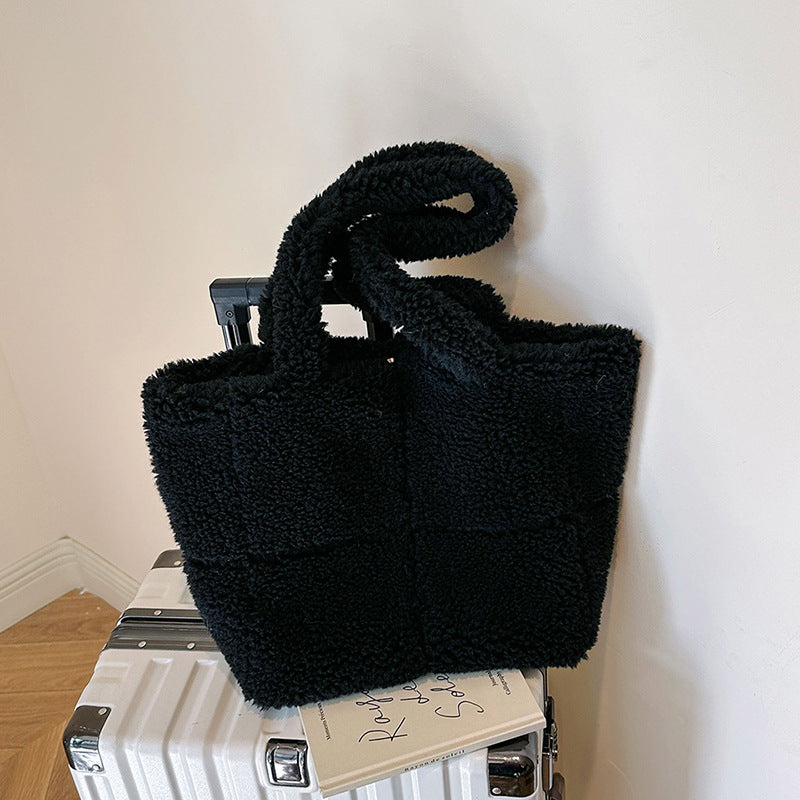 Women's Designer Luxury Plush Bag Winter Fashion Cute Tote Handbags Large Capacity Portable Single Shoulder Furry Bags-3