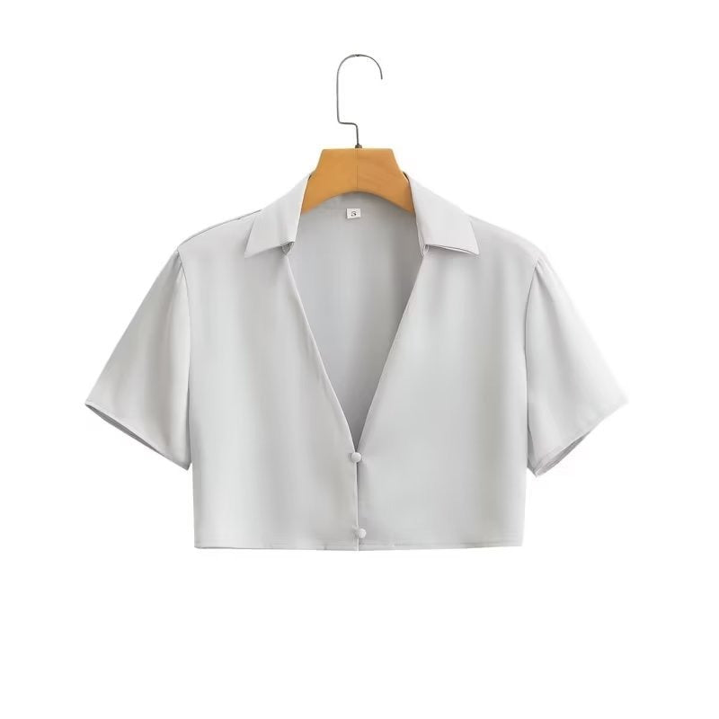 Conjunto de camisa y falda de satén de cintura alta