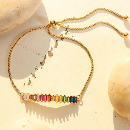 Pulsera de Acero de Titanio con Circonita en Contraste Chapada en Oro