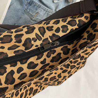 Bolso Tote con Estampado de Leopardo y Correa Ajustable