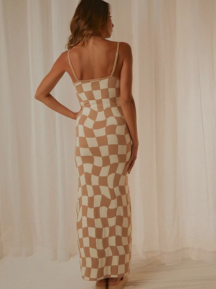 Vestido midi A-line de tirantes con estampado y espalda descubierta
