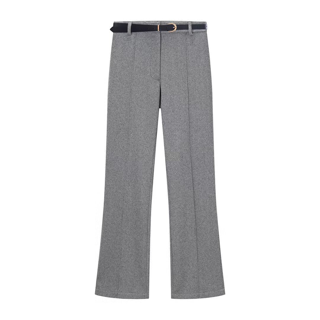 Chaleco en espiga + leggings acampanados