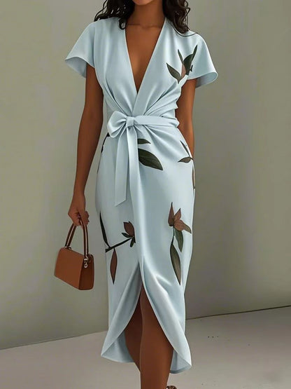 Vestido de satén estampado con cinturón incluido