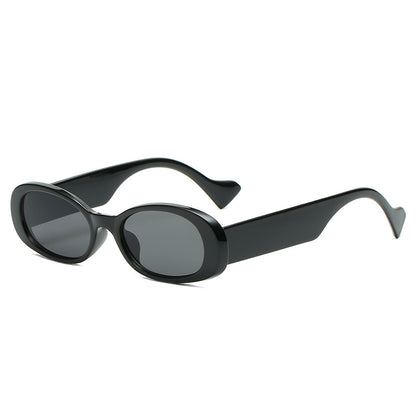 Gafas de sol ovaladas retro de montura pequeña