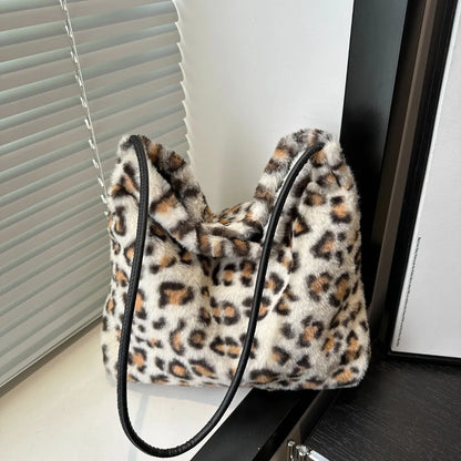 Bolso de Hombro de Pelo Sintético con Estampado de Leopardo