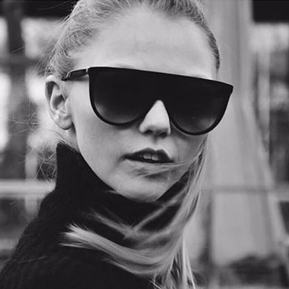 Gafas de Sol de Marco Grande Montura Entera Estilo Influencer
