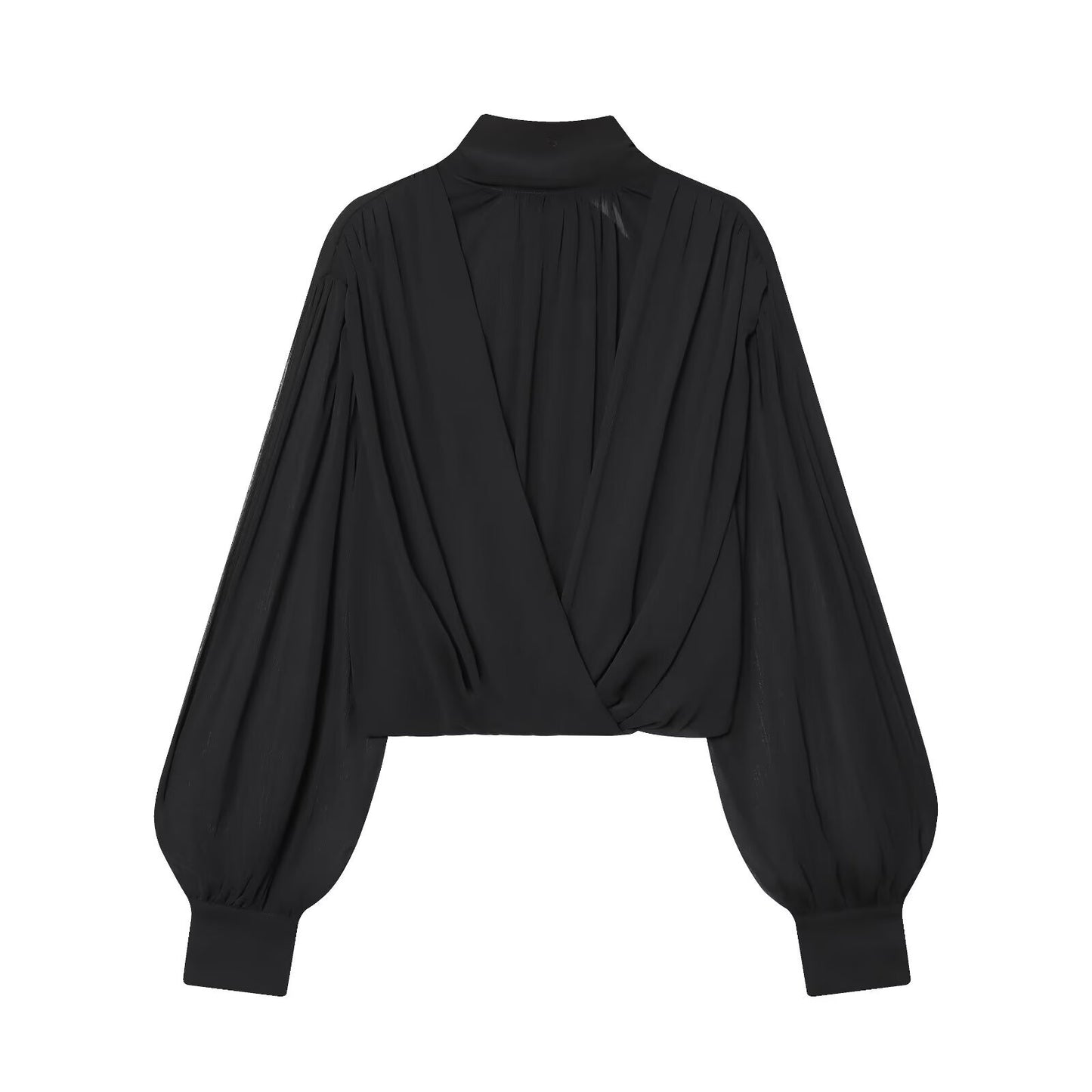 Top tipo camisa semitransparente con diseño abullonado y pliegues