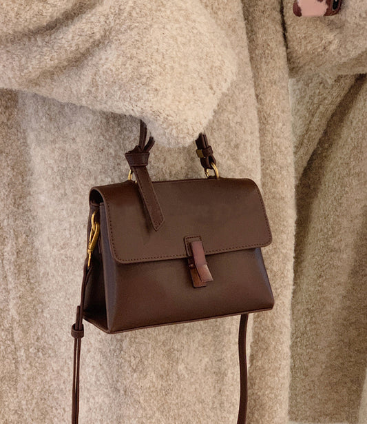 Bolso de hombro retro con textura efecto madera
