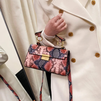 Bolso Bandolera de Piel Sintética con Estampado de Serpiente