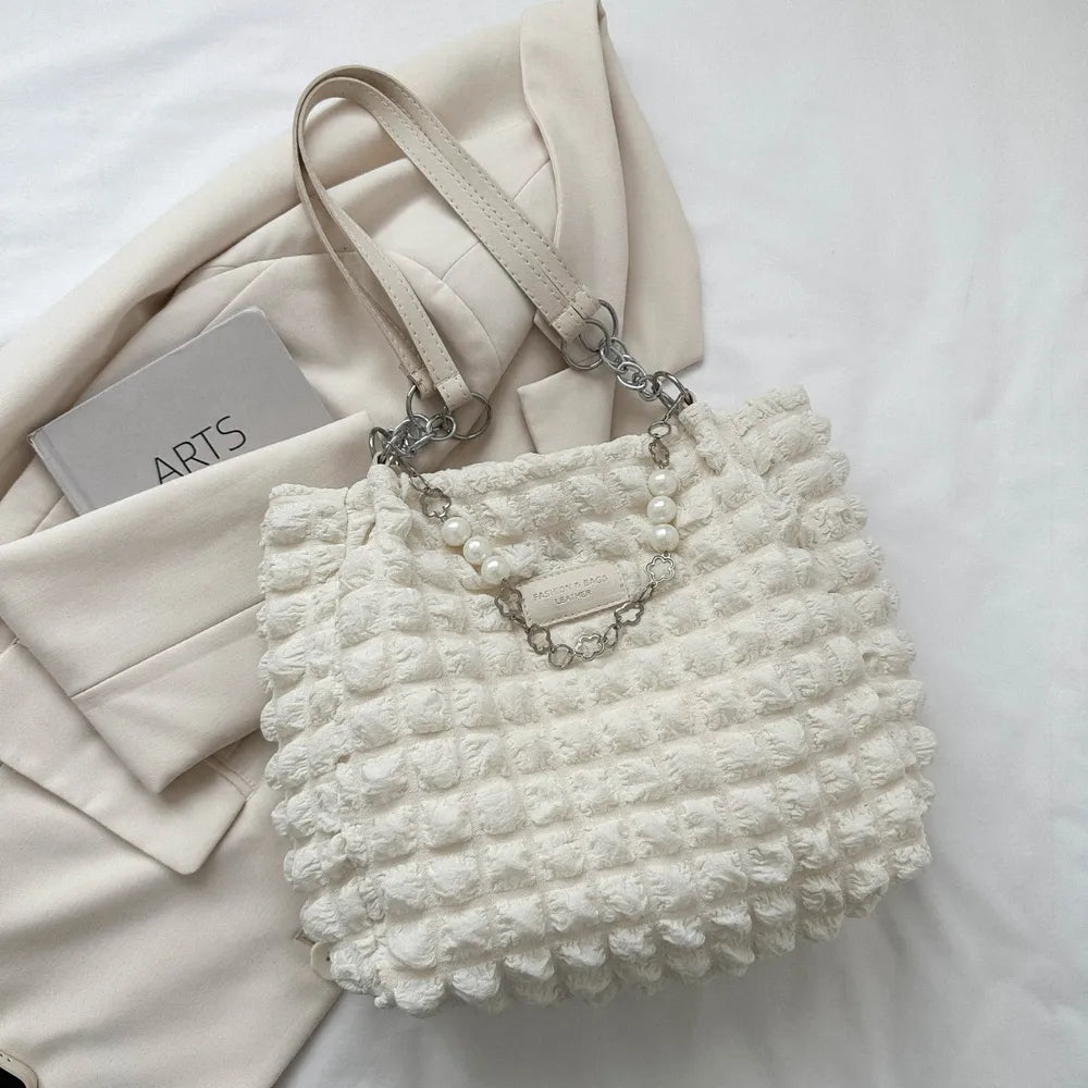 Bolso Tote con Textura Burbuja y Cadena