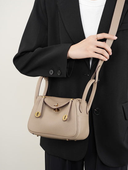 Bolso mini de piel genuina tipo doctor bag versátil