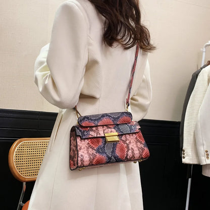 Bolso Bandolera de Piel Sintética con Estampado de Serpiente
